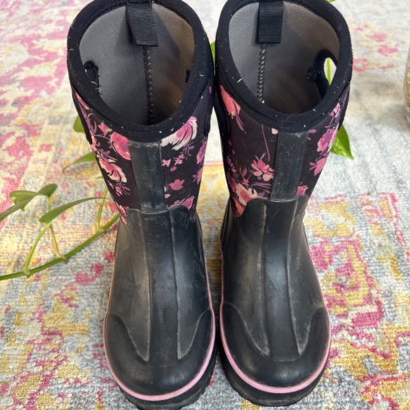 Floral Bogs! US12. - Picture 2 of 7